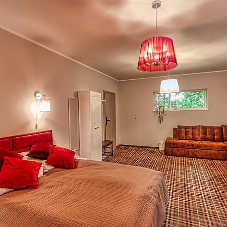 Vilhelmhaus Hotell Dėdeliškės Exteriör bild