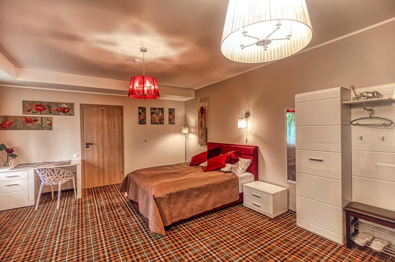 Vilhelmhaus Hotell Dėdeliškės Exteriör bild